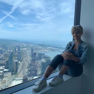 Meet your Posher, Joy